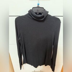 GAP Ribbed Black Turtleneck